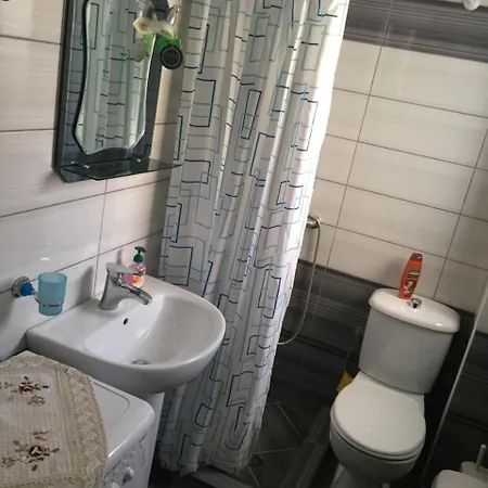 Lici Apartament * Delvine