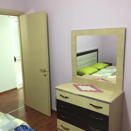 Lici Apartament