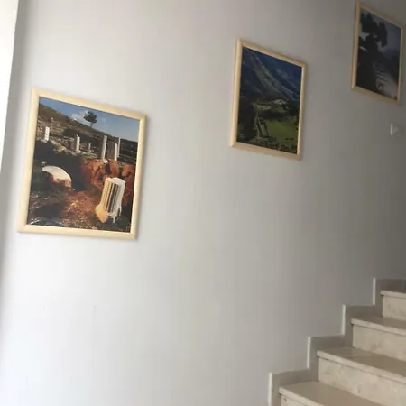 Apartment Lici Apartament Delvine