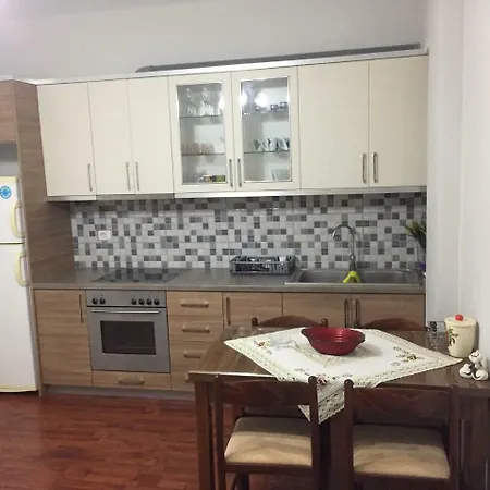 Lici Apartament *